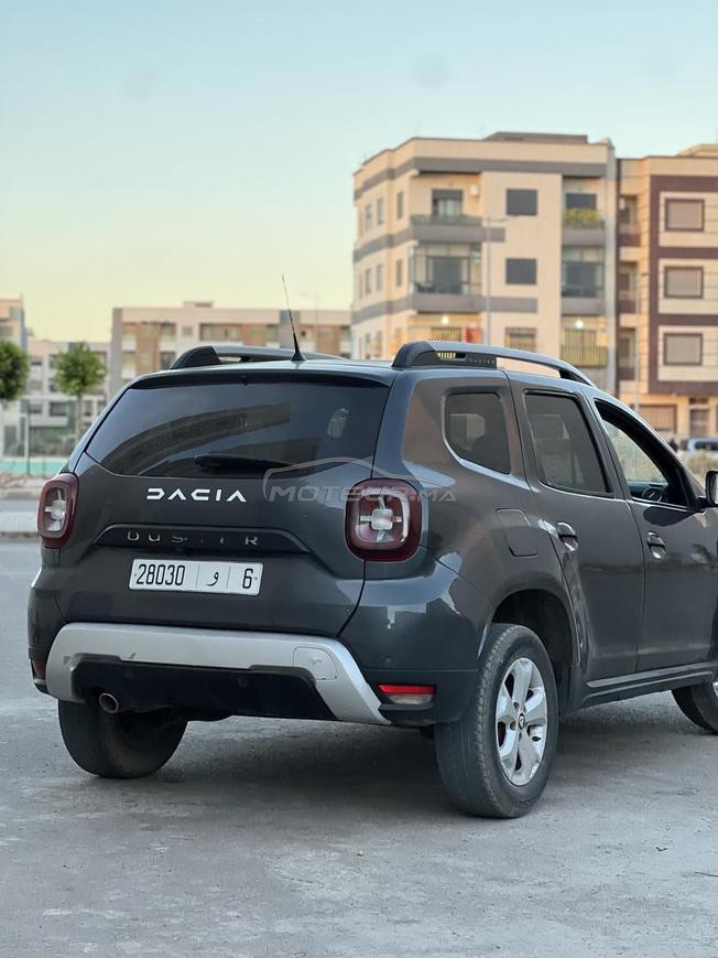 Dacia duster très bon état 
