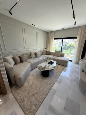 STUDIO NEUF PREMIUM AVEC PISCINE ET GYM