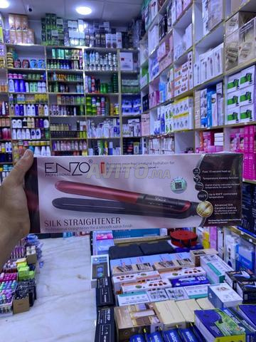 مكواة فرد شعر من ENZO