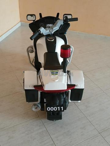 moto en très très bon état - 2