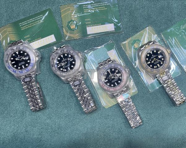 Rolex gmt super clone avec carte Rolex en série