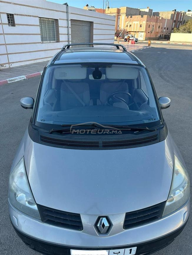 Renault Espace model 2003 D 2007