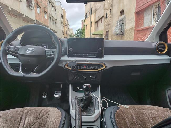 seat arona 2022 en excellente etat