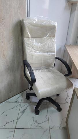 Offre spéciale Bureau Chaise présidentiel avec caisson - 2