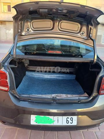 Dacia Logan Essence Manuelle 2020 à Laâyoune