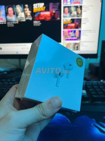 AirPods Pro 2 (USB-C) - جديدة تحت الغلاف - 2