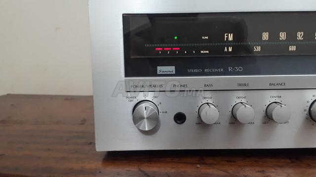 مضخم صوت قديم SANSUI R-30 - 2