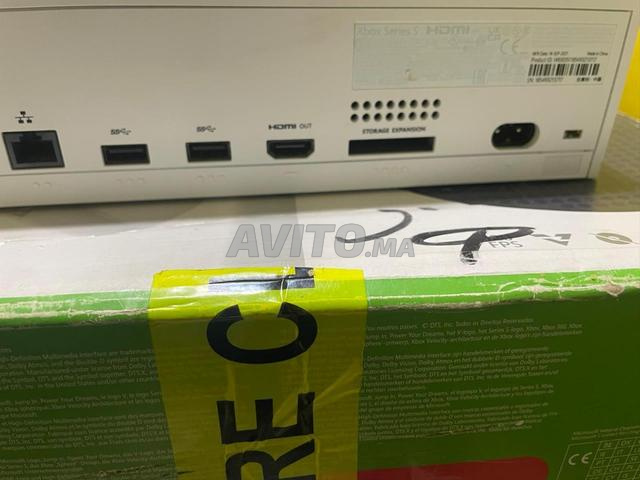 Xbox Series S مع وحدتين تحكم - 2