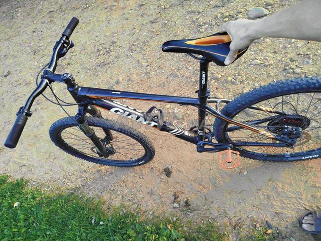 Vélo marque Giant, 27.5 - 2
