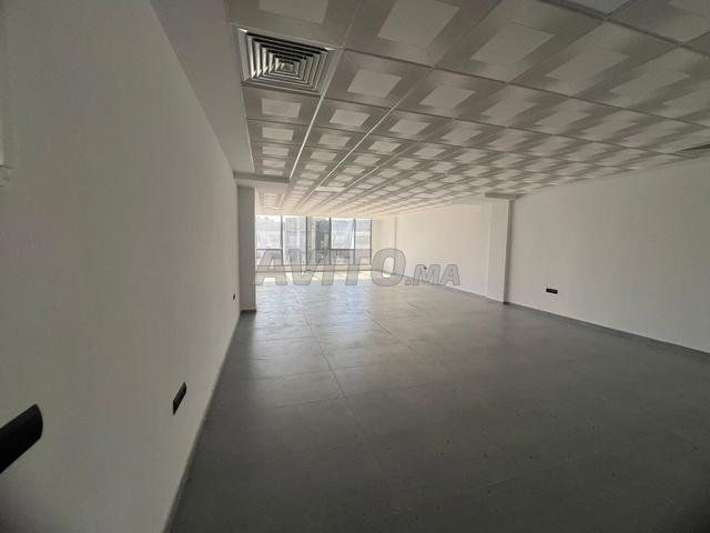 Bureau neuf 90 m² à louer en plein centre-ville - 2