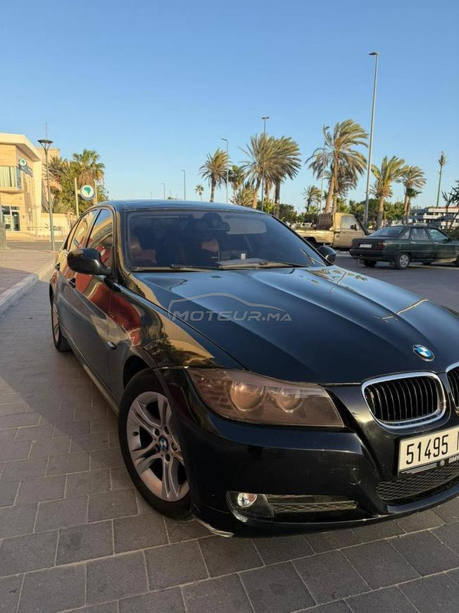 BMW Série 3 Essence Manuelle 2010 à Dakhla