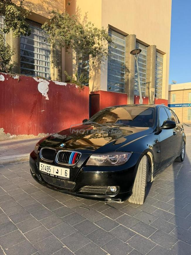BMW Série 3 Essence Manuelle 2010 à Dakhla