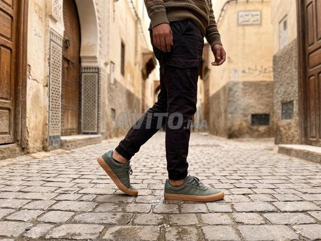 أديداس فلك ريدر 3 - أصلية مقاس 41 - 2