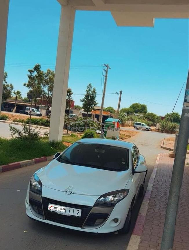 voiture en excellent état 