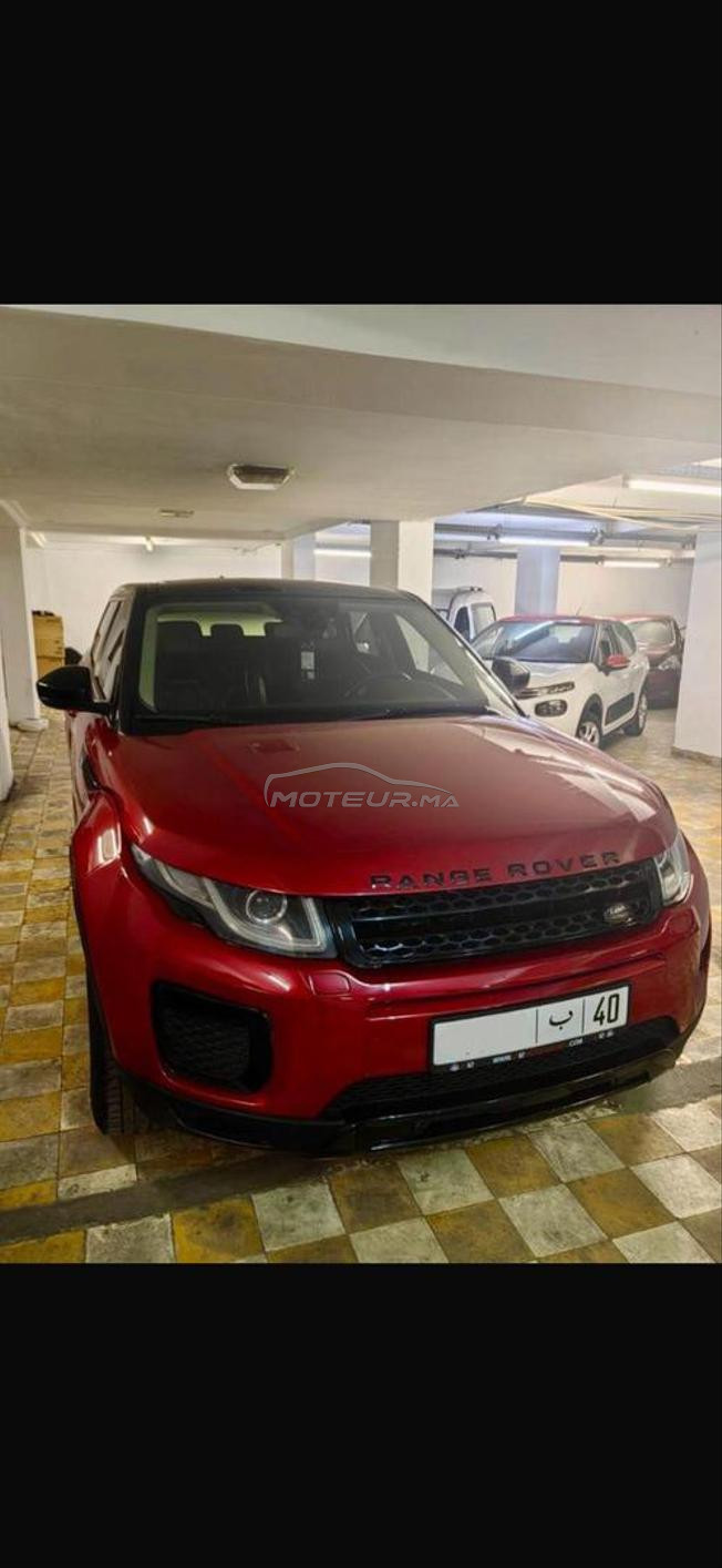 Range Rover évoque 