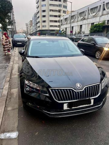 Skoda Superb 2018 2.0 tdi dsg style - 2