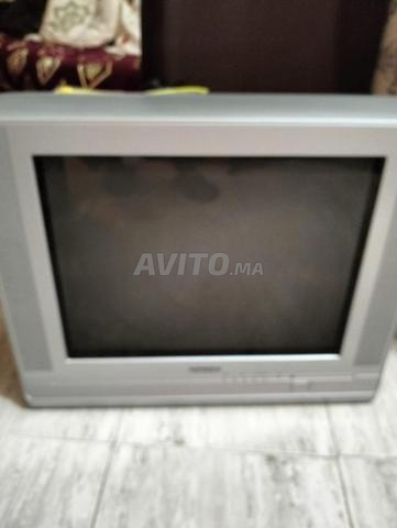 Téléviseur Samsung CW‑21A113N avec télécommande - 2