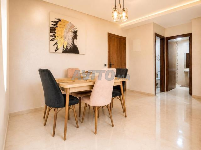 Bel appartement meublé avec piscine au centre Glz