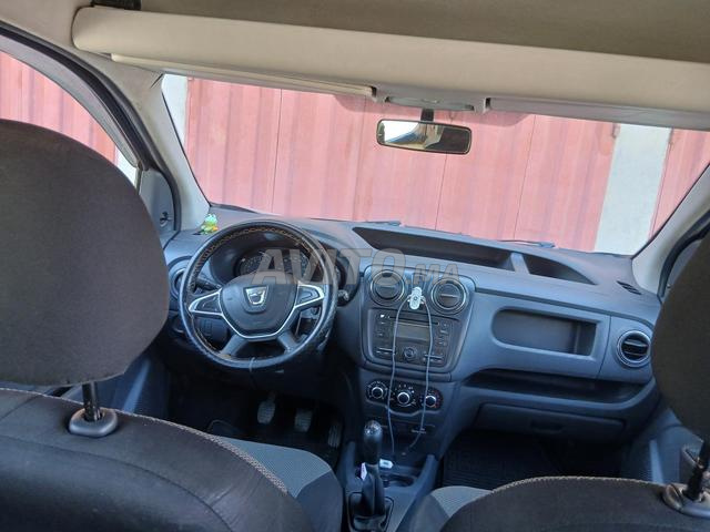 Dacia Dokker Diesel Manuelle 2018 à Khénifra - 2