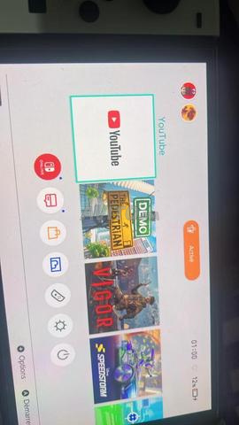 Nintendo Switch en très bon état, flashable, avec pochette - 2