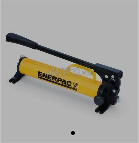 مضخة Enerpac 700 بار جديدة - 2