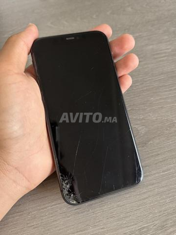 iPhone 11 64Go original jamais ouvert - 2