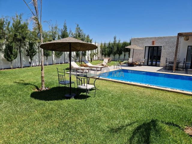 Villa avec piscine sans vis à vis