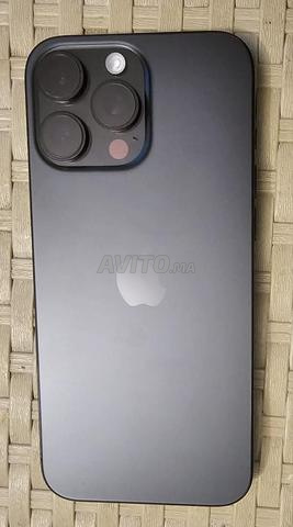iPhone 16 Pro Max 256 Go 99% état de batterie