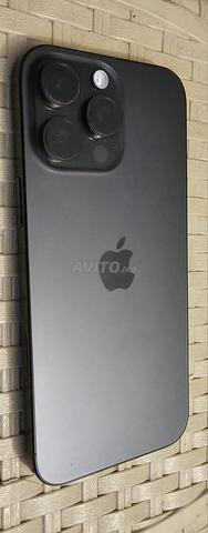 iPhone 16 Pro Max 256 Go 99% état de batterie - 2