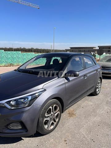 هيونداي i20 بنزين يدوية 2020 في الدار البيضاء - 2