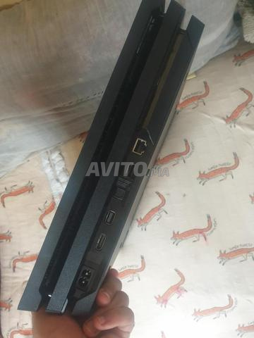 PS4 Pro v2 flashée 1To comme neuf - 2