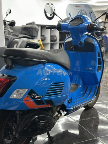 Vespa GTS 310 SS Bleu Électrique - DERKAOUI MOTO - 2