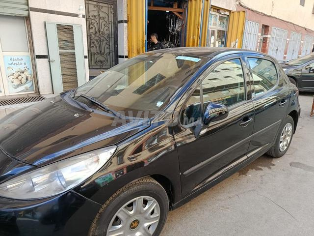 Peugeot 207 Diesel Manuelle 2011 à Casablanca - 2