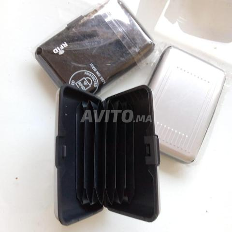 Lot de 62 porte-cartes RFID en aluminium - 2