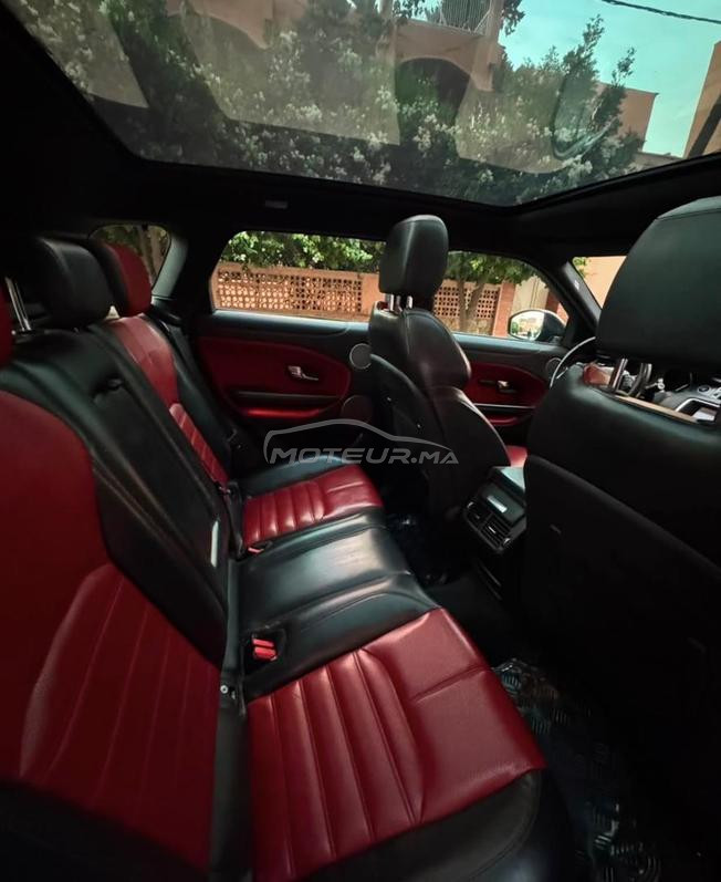 Range Rover évoque 