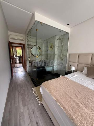 Appartement moderne avec piscine et jardin privatif - 2