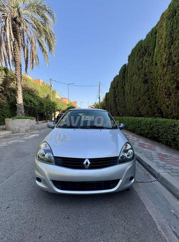 Renault Clio campus 1er main clim