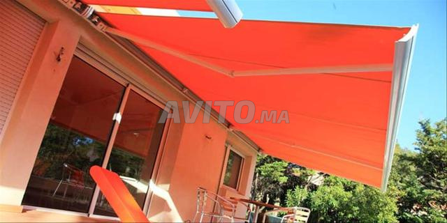 Vends store extérieur de 4.5 mètres