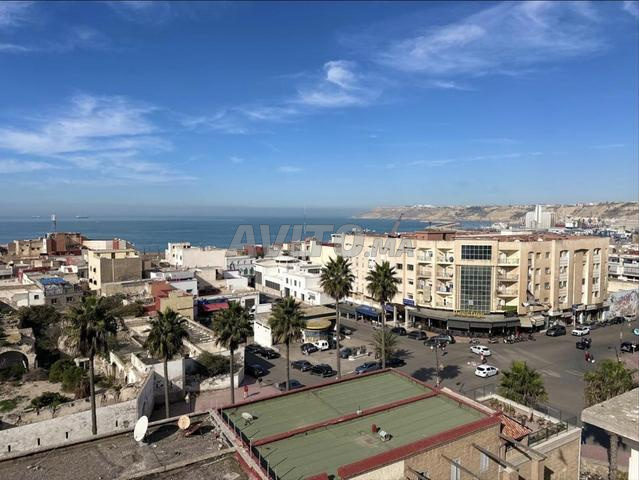 مكاتب جديدة للإيجار