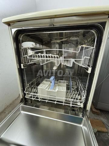 غسالة صحون Whirlpool - 2