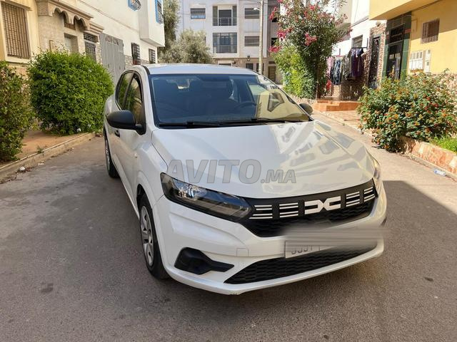 داسيا سانديرو بحالة جيدة