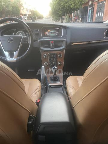 Volvo V40 Diesel Automatique 2019 à Marrakech - 2
