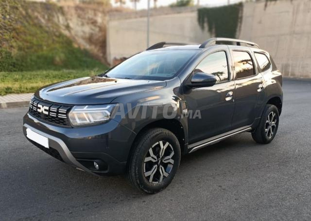 Dacia duster full options 18000 km - 2