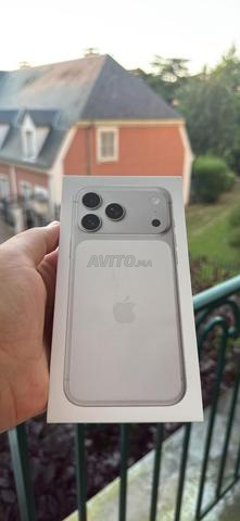 iPhone 17 Pro Max Silver 256 scellé dans sa boîte