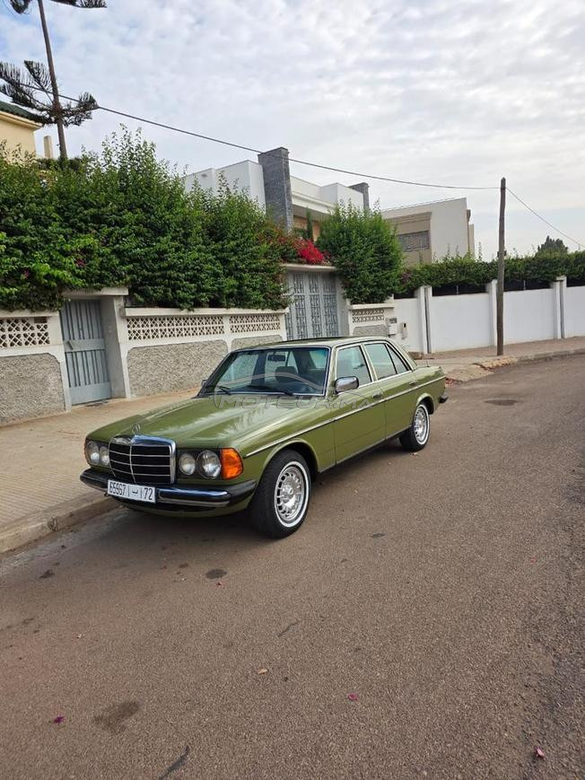 Mercedes-Benz 230E Automatique 1982 Collection 