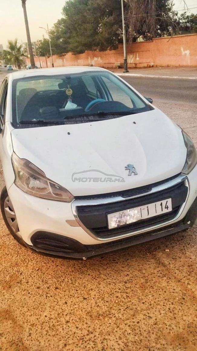 Peugeot 208 Diesel Manuelle 2016 à Settat