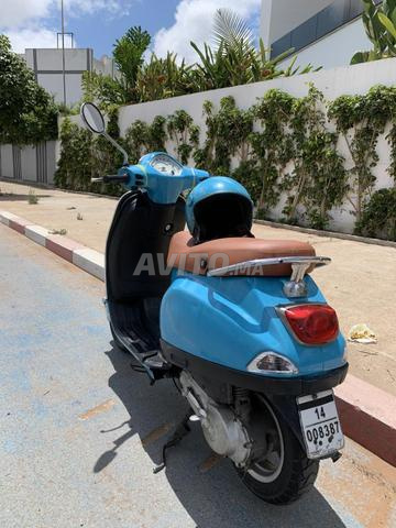 سكوتر فيسبا LX 50cc استهلاك اقتصادي أوراقه معه - 2