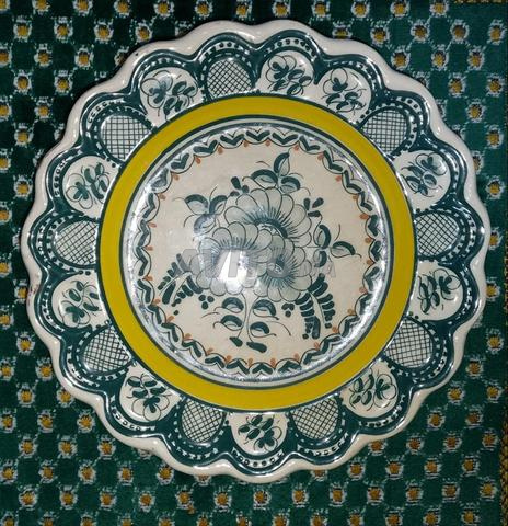 Assiette espagnole signée - 2