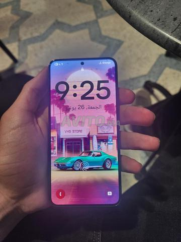 Samsung S22 - 2