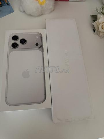 iPhone 17 Pro Max Apple Watch - 2